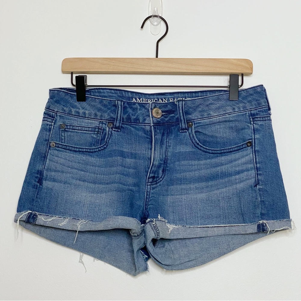 American Eagle Shorts- Medium Wash Cuffed Shortie Size 8